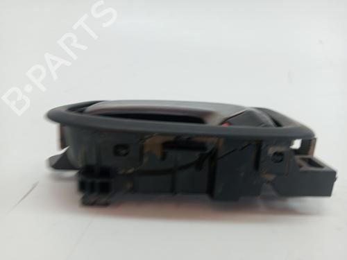 Front left interior door handle SUZUKI GRAND VITARA II (JT, TE, TD) 1.9 DDiS All-wheel Drive (JT419, TD44, JB419WD, JB419XD,... | BP23362422I13 