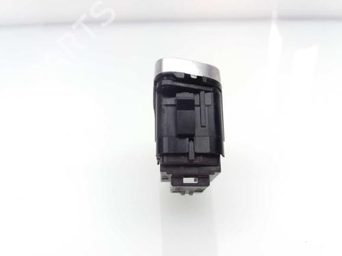 Used Switch FORD FOCUS III Turnier 1.5 EcoBoost (150 hp) 23935536