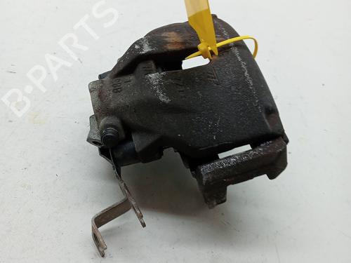 Zacisk hamulca przedniego prawego AUDI A4 B6 Avant (8E5) 3.0 8E0615124A