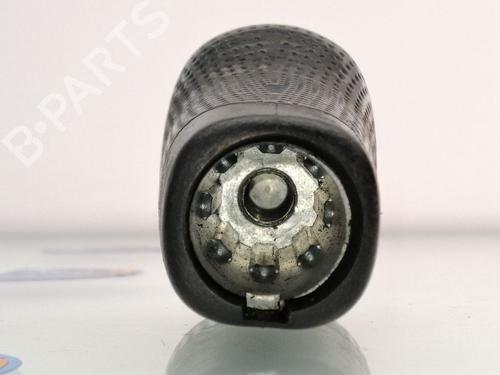 Pommeau de levier de vitesses MITSUBISHI PAJERO II (V3_W, V2_W, V4_W, V5_W) 2.8 TD (V46W, V26W) (125 hp) 25998150