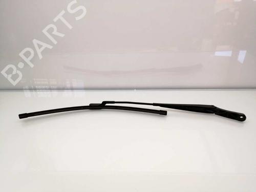 Front windshield wiper arm VW CADDY III Box Body/MPV (2KA, 2KH, 2CA, 2CH) 2.0 SDI | BP24188108C143 