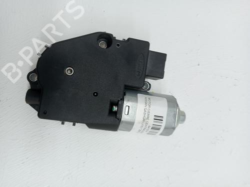 Used Central lock pump NISSAN QASHQAI / QASHQAI +2 I (J10, NJ10, JJ10E) 2.0 (141 hp) 27557087