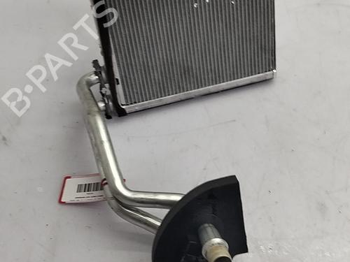 Aircondition fordamper Aircondition fordamper PEUGEOT 2008 II (UD_, US_, UY_, UJ_, UR_, UC_) 1.2 PureTech 130 (USHNS, URHNS) (130 hp) 36158084 36158084