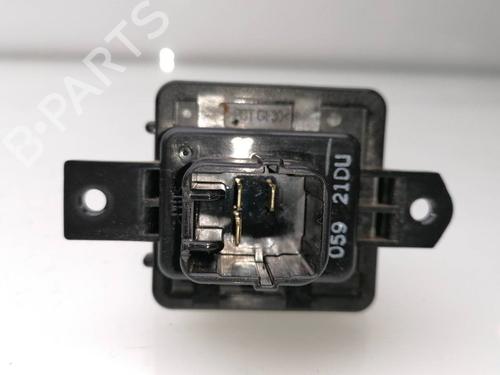 Used Heater resistor MITSUBISHI L200 / TRITON (KJ_, KK_, KL_) 2.2 DI-D 4WD (150 hp) 23938377
