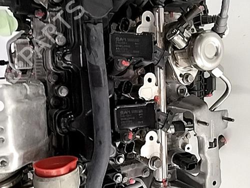 Motor OPEL CORSA F (P2JO) 1.2 MHEV (101 hp) 30315161