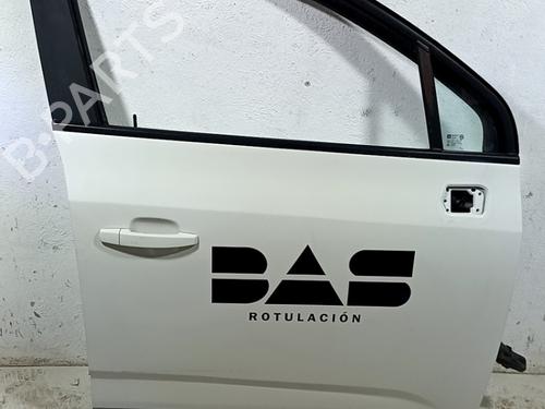Used Right front door Right front door CHEVROLET ORLANDO (J309) 1.8 (141 hp) 39741271 39741271