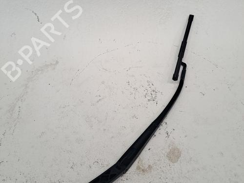Front windshield wiper arm HYUNDAI i30 (GD) 1.4 CRDi | BP27463652C143 