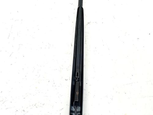 Front windshield wiper arm OPEL MOKKA 1.2 (76) | BP31267054C143