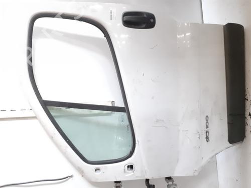 Used Left front door RENAULT TRAFIC II Van (FL) 2.5 dCi 135 (FL0D) (135 hp) 25346626