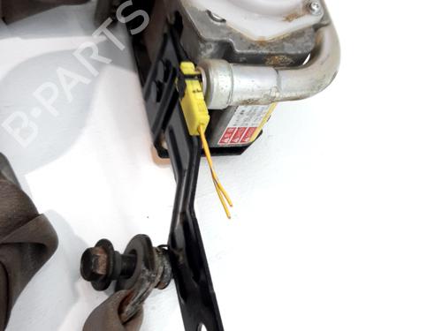 Front left seatbelt NISSAN X-TRAIL I (T30) 2.5 4x4 | BP32256826I26