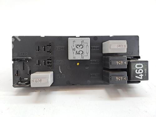 Fuse box VW GOLF V (1K1) 1.9 TDI | BP23282656E1 