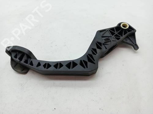 Clutch pedal SKODA OCTAVIA II (1Z3) 1.6 TDI | BP23351516I13 