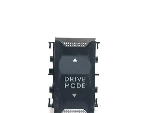 Used Electronic module PEUGEOT 2008 II (UD_, US_, UY_, UJ_, UR_, UC_) 1.2 PureTech 100 (USHNK) (101 hp) 32285554