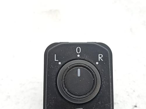 mirror-switch-vw-golf-viii-variant-cg5-db5-2020-40548869 main image