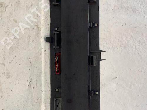 Used Display monitor Display monitor RENAULT SCÉNIC II (JM0/1_) 1.5 dCi (JM1E, JM16) (106 hp) 33768481 33768481