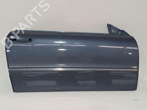 Used Right front door MERCEDES-BENZ CLK (C209) CLK 270 CDI (209.316) (170 hp) 23977361