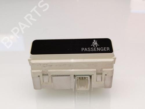 Used Display monitor TOYOTA PRIUS Liftback (_W2_) 1.5 Hybrid (NHW20_, NHW20R) (112 hp) 23376630