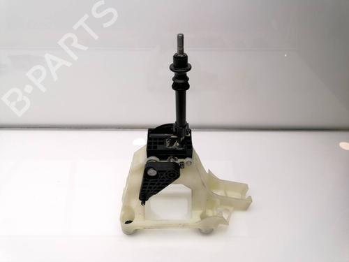 Used Gear lever MITSUBISHI ASX (GA_W_) 1.8 DI-D (GA6W) (116 hp) 23937523