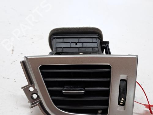 Used Air vent HYUNDAI i30 (GD) 1.6 CRDi (110 hp) 27462735