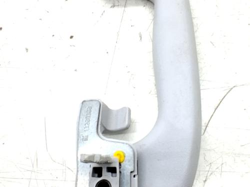 Maniglia interna tetto OPEL CROSSLAND X / CROSSLAND (P17, P2QO) 1.2 (75) (110 hp) 32107399