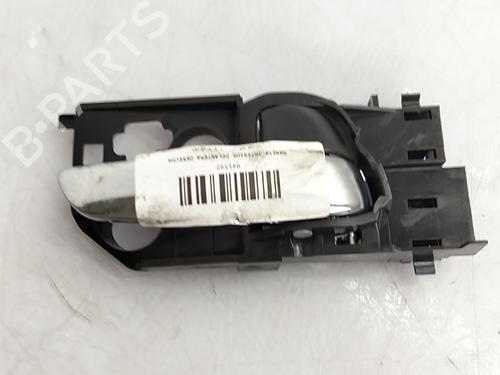 hyre-foran-invendig-handtak-honda-hr-v-ru-2014-36318457 main image