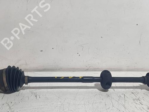 Used Right front driveshaft OPEL ZAFIRA A MPV (T98) 1.6 16V (F75) (101 hp) 26538939
