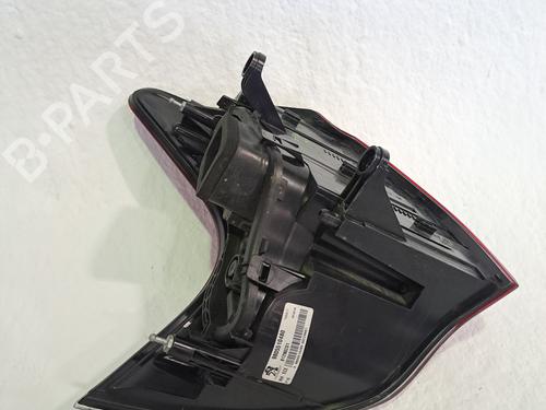 Right taillight PEUGEOT 3008 I MPV (0U_) 1.6 BlueHDi 120 | BP27463960C35 