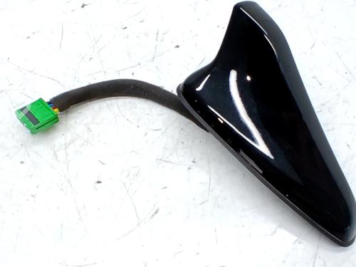 Used Antenna/Base HYUNDAI i20 III (BC3, BI3) 1.0 T-GDI (101 hp) 32743340