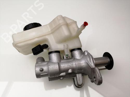 Used Brake master cylinder SEAT IBIZA V (KJ1, KJG) 1.0 TSI (115 hp) 23458355