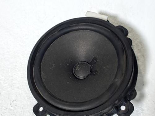 Used Speaker CHEVROLET CAPTIVA (C100, C140) 2.0 D 4WD (150 hp) 31701339