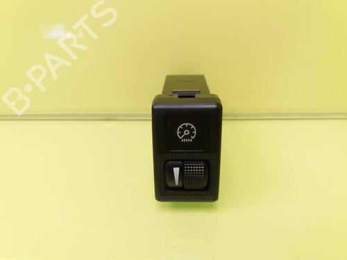 Used Headlight switch MAZDA 6 Station Wagon (GY) 2.0 DI (GY19) (143 hp) 23378915