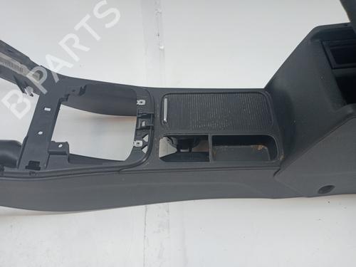 Armrest / Center console VW TIGUAN (5N_) 2.0 TDI | BP23361341I20 