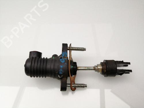 Used Clutch slave cylinder TOYOTA HILUX VIII Pickup (_N1_) 2.4 D 4WD (GUN125_, GUN125R) (150 hp) 26315798