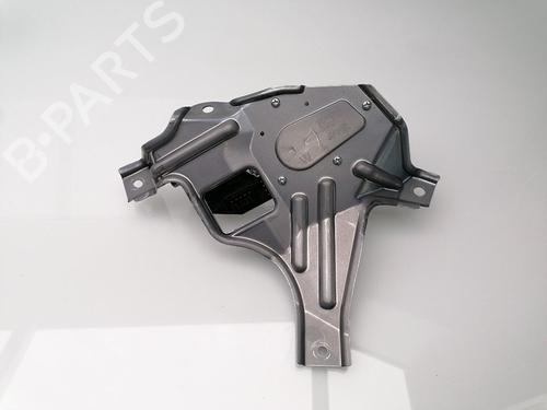 Used Rear wiper motor TOYOTA YARIS (_P13_) 1.0 (KSP130_, KSP130) (69 hp) 23383116