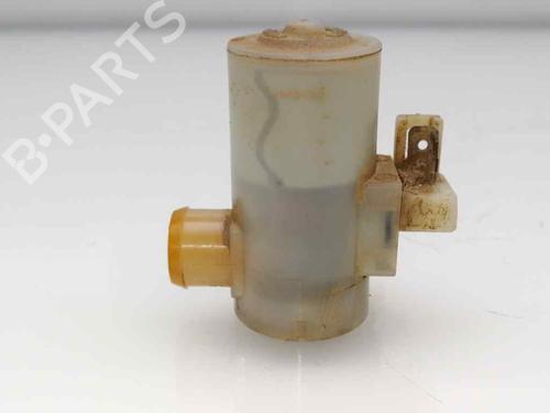 Used Washer pump SUZUKI GRAND VITARA II (JT, TE, TD) 1.9 DDiS All-wheel Drive (JT419, TD44, JB419WD, JB419XD,... (129 hp) 23935644