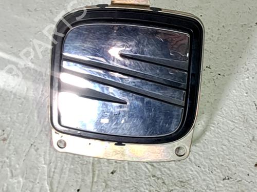 Used Tailgate handle SEAT LEON (1P1) 1.6 (102 hp) 32257834