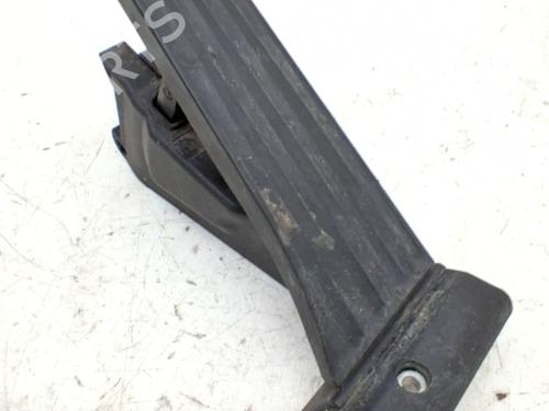 Used Pedal Pedal 37288838 37288838