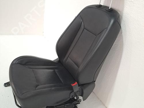 Right front seat HYUNDAI i40 I CW (VF) 1.7 CRDi | BP24308513C16