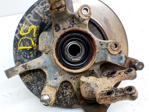 Used Right front steering knuckle Right front steering knuckle NISSAN PATHFINDER II (R50) 2.7 TD 4WD (PR50) (131 hp) 33760844 33760844