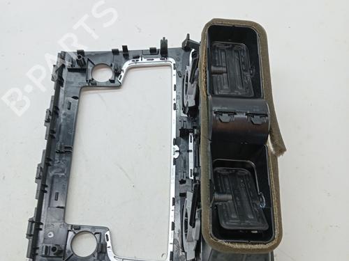 Middle console VW GOLF VII (5G1, BQ1, BE1, BE2) 2.0 TDI | BP23346517I22 
