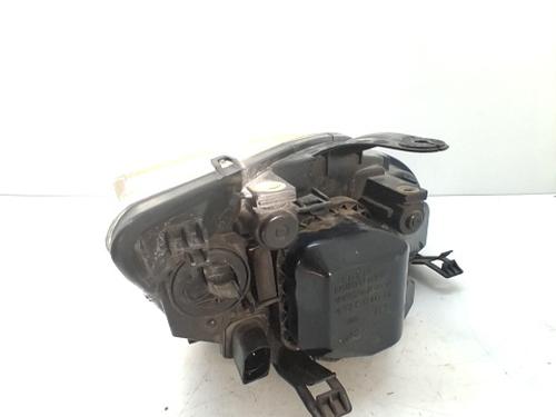 Faro derecho FORD FOCUS II (DA_, HCP, DP) 1.8 (125 hp) 29556739