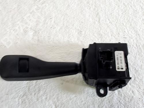 Używane Przełącznik zespolony kolumny kierowniczej BMW X3 (E83) 2.0 d (150 hp) 29559090