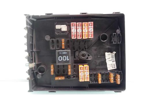 Used Fuse box VW GOLF V (1K1) 1.4 16V (75 hp) 23382034