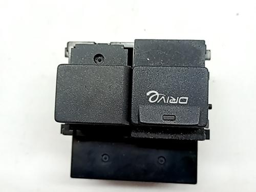 Module électronique VOLVO C30 (533) 1.6 D (109 hp) 30920649