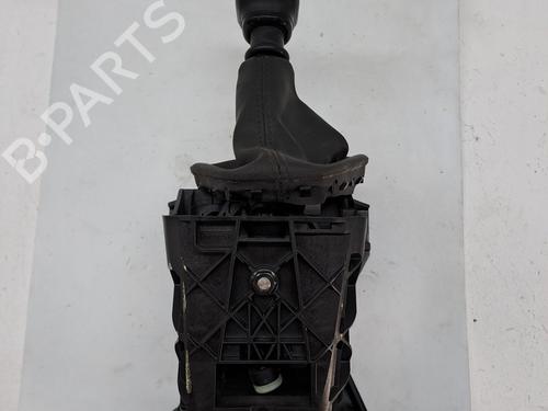Used Gear lever PEUGEOT EXPERT Van (V_) 2.0 BlueHDi 120 (122 hp) 24189378