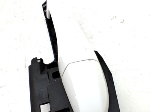 Used Front right exterior door handle HYUNDAI i20 II (GB, IB) 1.2 (75 hp) 32106366