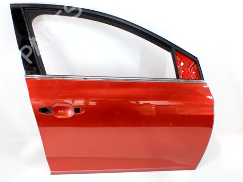 Used Right front door Right front door RENAULT MEGANE IV Saloon 1.3 TCe 140 (LVNB) (140 hp) 34153861 34153861