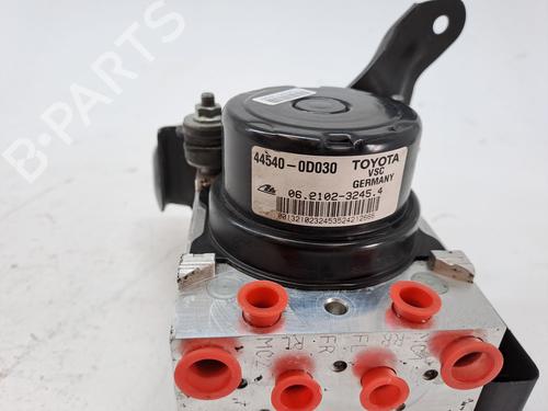 ABS pump TOYOTA YARIS (_P13_) 1.3 (NSP130_, NSP130) | BP24171981M43 