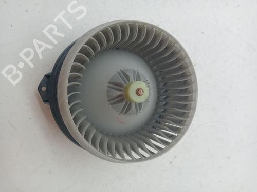 Used Heater blower motor TOYOTA YARIS (_P9_) 1.3 VVT-i (SCP90_, SCP90R) (87 hp) 23356262