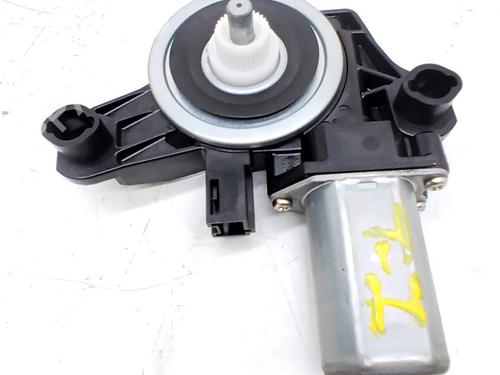 Used Left rear window motor Left rear window motor MERCEDES-BENZ B-CLASS Sports Tourer (W247) B 200 d (247.012) (150 hp) 33765923 33765923